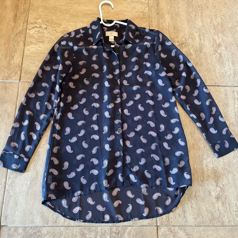 LOFT Outlet Petite Size: SP Women’s Paisley Blue/Purple Long Sleeved Top